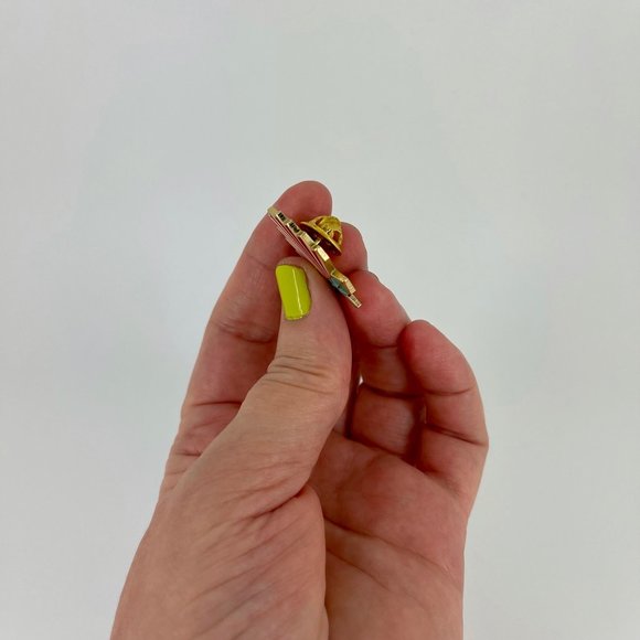 VINTAGE 🥝 NEW ZEALAND POHUTUKAWA FLOWER PIN 🌺 GEOMETRIC ORIGAMI STYLE . NWT - Picture 8 of 17